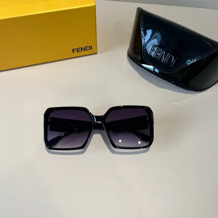 [SOLD OUT] 펜디 블랙 선글라스 풀세트