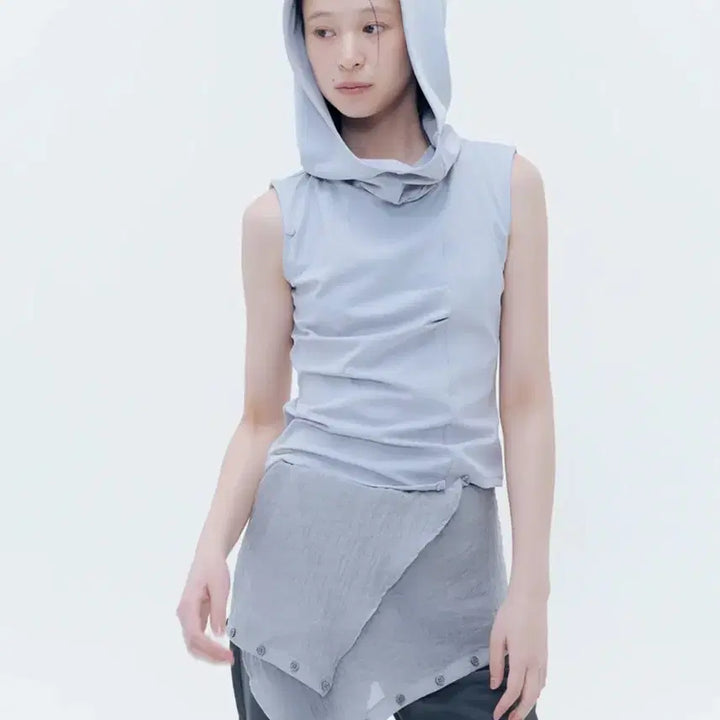 [BUNJANG] Miseki Seoul Cowl Neck Pintuck Sleeveless Top Grey / 미세키서울 Cowl neck pintuck sleeveless GREY