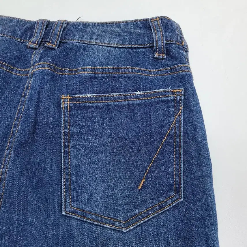 [BUNJANG] TIME Semi Bootcut Denim Jeans / TIME 한섬 타임 세미 부츠컷 데님 청바지 / 여 61-90 커팅진