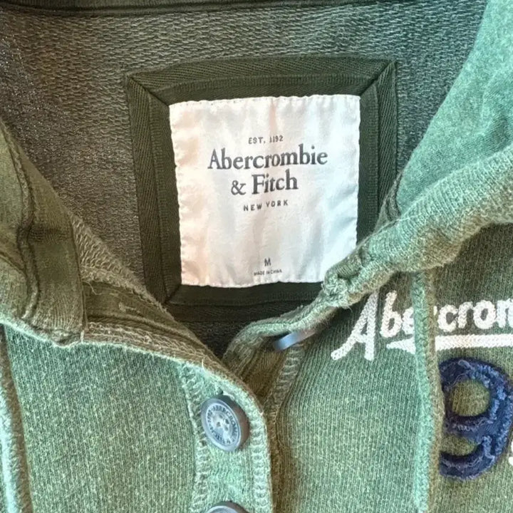[BUNJANG] Abercrombie &amp; Fitch Hooded Sweatshirt / 아베크롬비 &amp; 피치 후드티 M 사이즈
