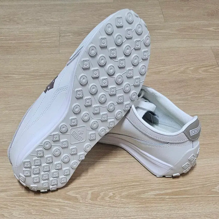 [BUNJANG] Descente Kron Racer Sneakers 260 - New / 데상트크론 레이서 스니커즈 260 사이즈새상품미개봉