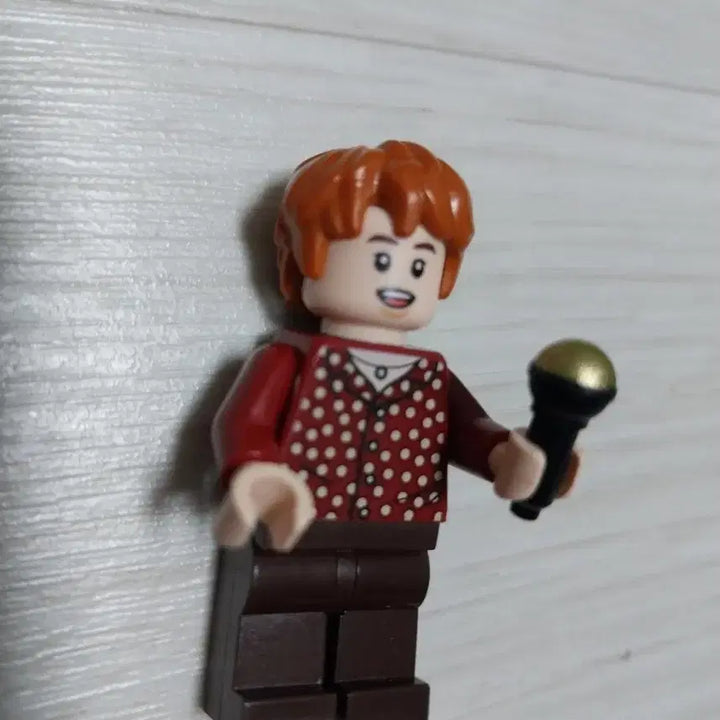 [BUNJANG] LEGO BTS Jin Dynamite Minifigure with Microphone / 레고BTS 다이너마이트 진 미니피겨 마이크 포함