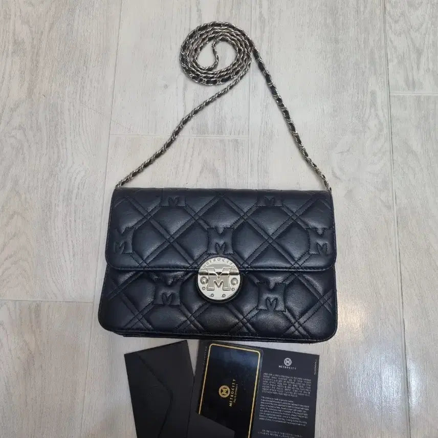 [BUNJANG] Metroc City Black Leather Mini Shoulder Cross Bag / 메트로시티 미니백 블랙가죽 숄더 크로스