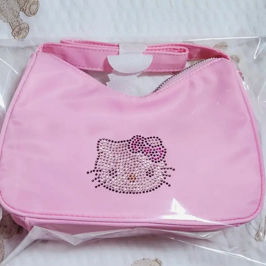 [BUNJANG] Sanrio Repipi Armario Hello Kitty Pink Mini Shoulder Bag / 산리오 레피피 아리마리오 헬로키티 핑크 미니 숄더백 팝니다.
