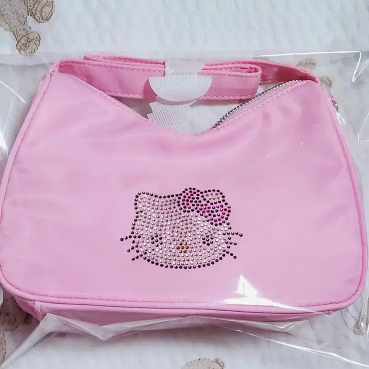 [BUNJANG] Sanrio Repipi Armario Hello Kitty Pink Mini Shoulder Bag / 산리오 레피피 아리마리오 헬로키티 핑크 미니 숄더백 팝니다.