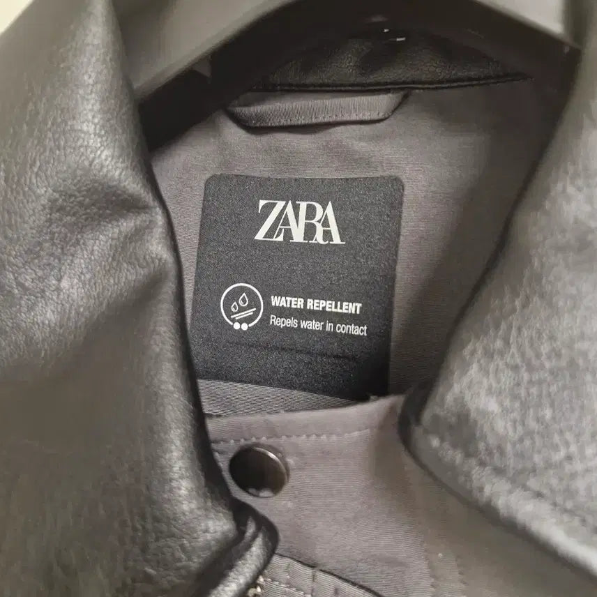 [BUNJANG] ZARA Waterproof Jacket XL / 자라 워터프루프 자켓 XL