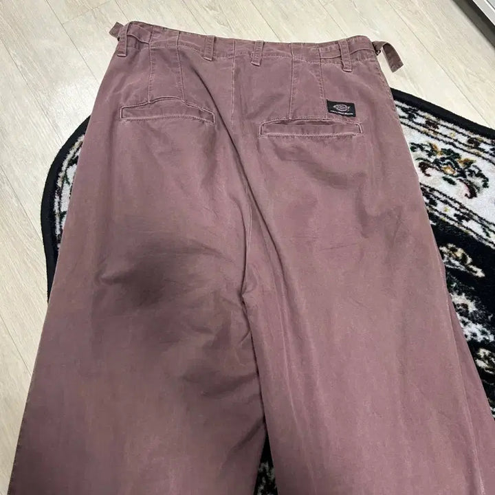 [BUNJANG] Hatching Room Dickies Size 2 / 해칭룸 디키즈 2사이즈