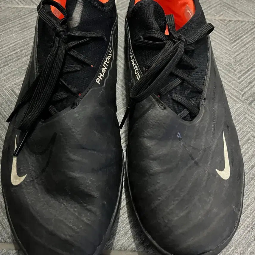 [BUNJANG] Nike Phantom GX TF Futsal Shoes / 나이키 팬텀 GX TF 풋살화