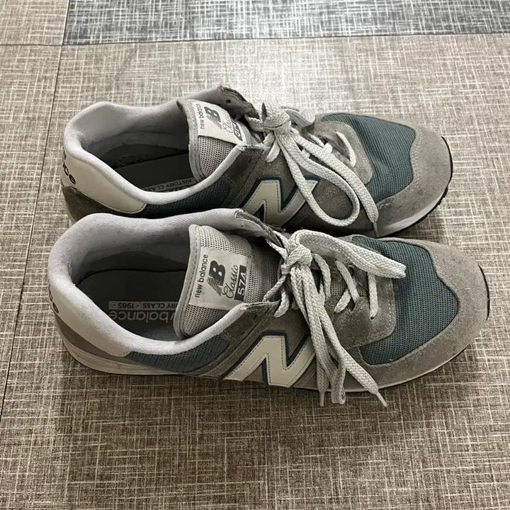 [BUNJANG] New Balance 574 Sneakers - Grey, Size 300 / 뉴발란스 574 그레이 스니커즈