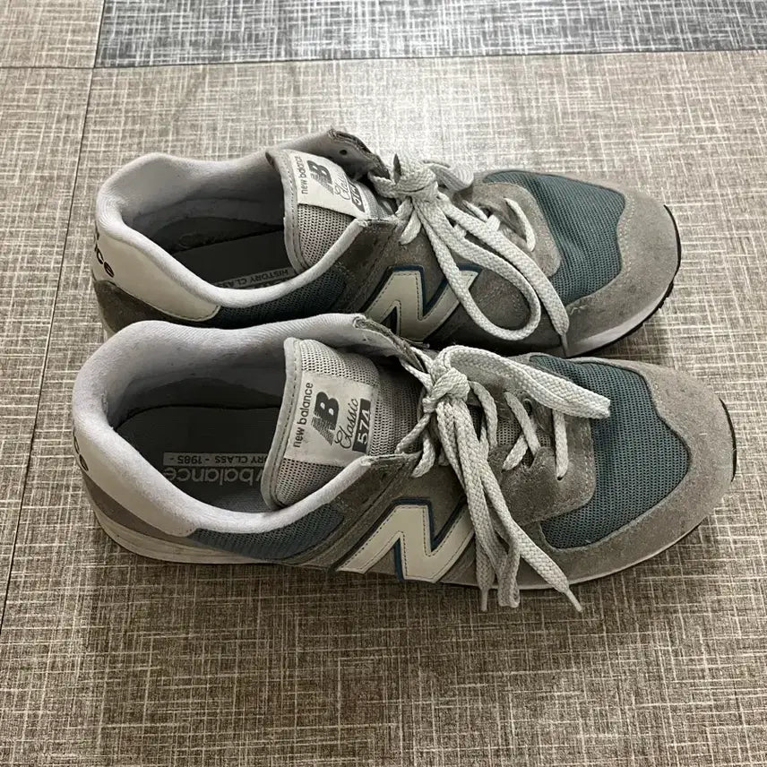 [BUNJANG] New Balance 574 Sneakers - Grey, Size 300 / 뉴발란스 574 그레이 스니커즈