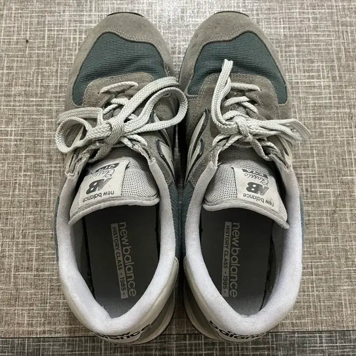 [BUNJANG] New Balance 574 Sneakers - Grey, Size 300 / 뉴발란스 574 그레이 스니커즈
