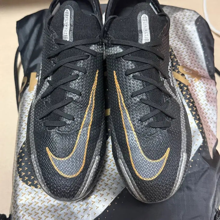 [BUNJANG] Nike Phantom GT Elite FG Soccer Cleats / 나이키 팬텀gt 엘리트 fg 260