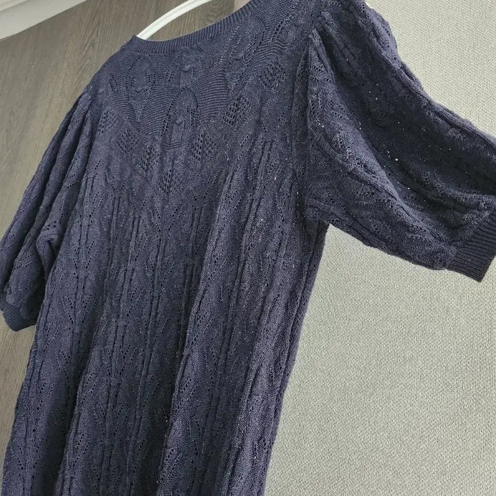 [SOLD OUT] 안나수이 플라워 자수 반팔 니트 95