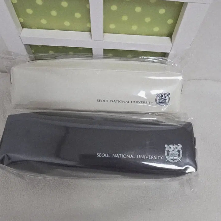 [SOLD OUT] 서울대 필통 네이비,화이트