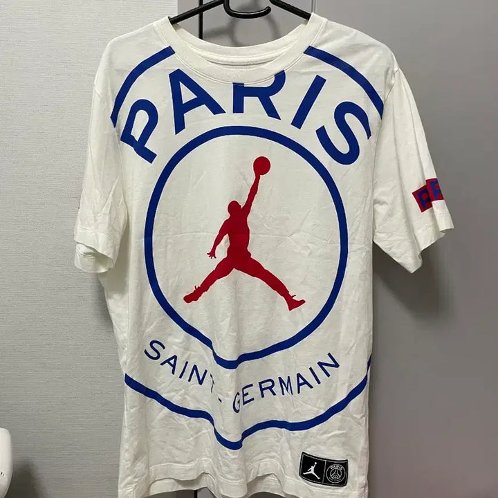 [BUNJANG] Jordan Paris Saint-Germain Short Sleeve T-Shirt White L / 조던 파리생제르망 반팔 티셔츠 화이트 L
