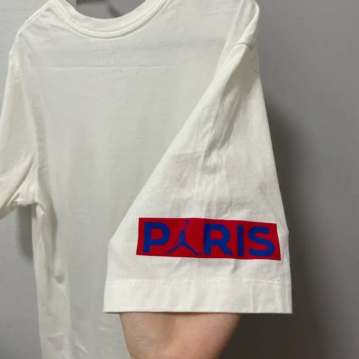 [BUNJANG] Jordan Paris Saint-Germain Short Sleeve T-Shirt White L / 조던 파리생제르망 반팔 티셔츠 화이트 L