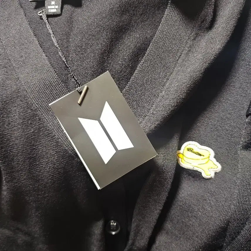 [BUNJANG] BTS Butter Cardigan (M) / [M] (포카x) BTS CARDIGAN 방탄 굿즈 버터 가디건