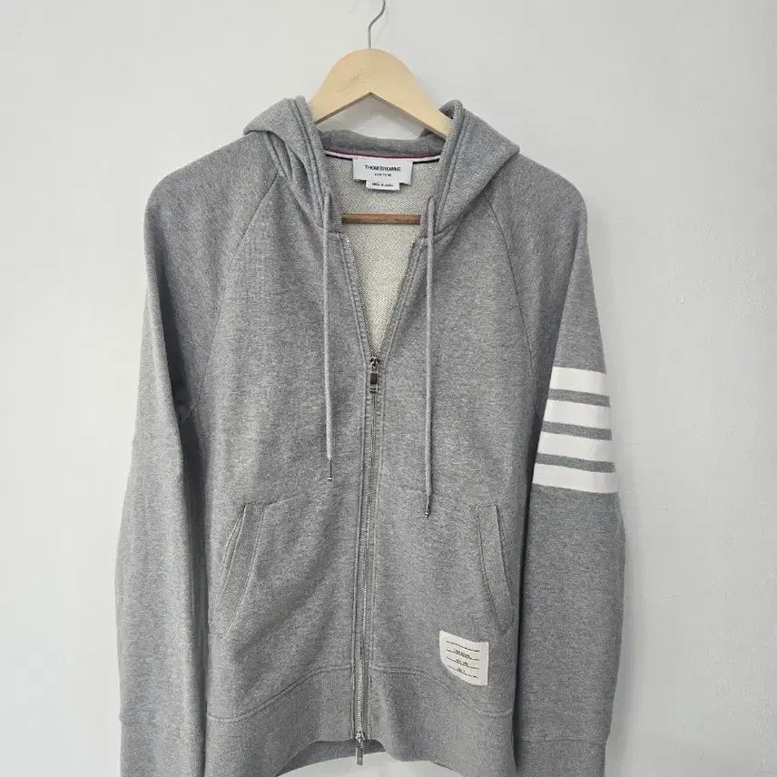 [BUNJANG] Thom Browne Hooded Zip-up Gray Jacket / [4]톰브라운 후드집업 사선완장