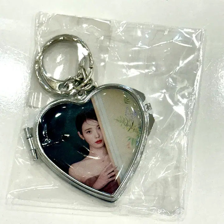 [BUNJANG] IU J.ESTINA Bundle Set Goods / [일괄] 아이유 대군부인 제이에스티나 굿즈 일괄