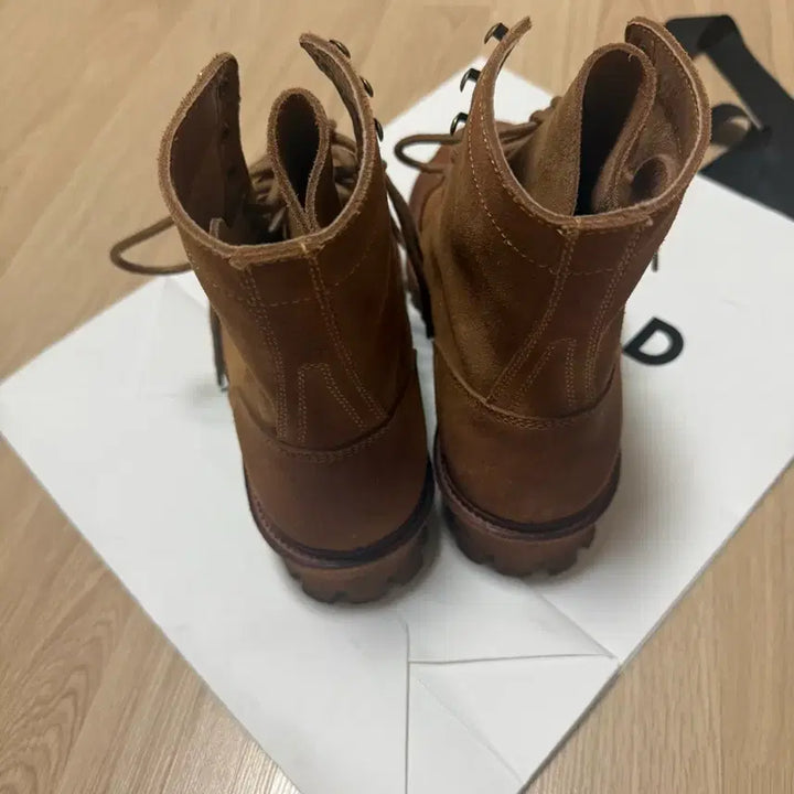 [BUNJANG] 야세 6.5cm 에어 코만도솔 카우하이드 부츠 베이지 270 한번신음 / 야세 6.5cm 에어 코만도솔 카우하이드 부츠 베이지 270 한번신음