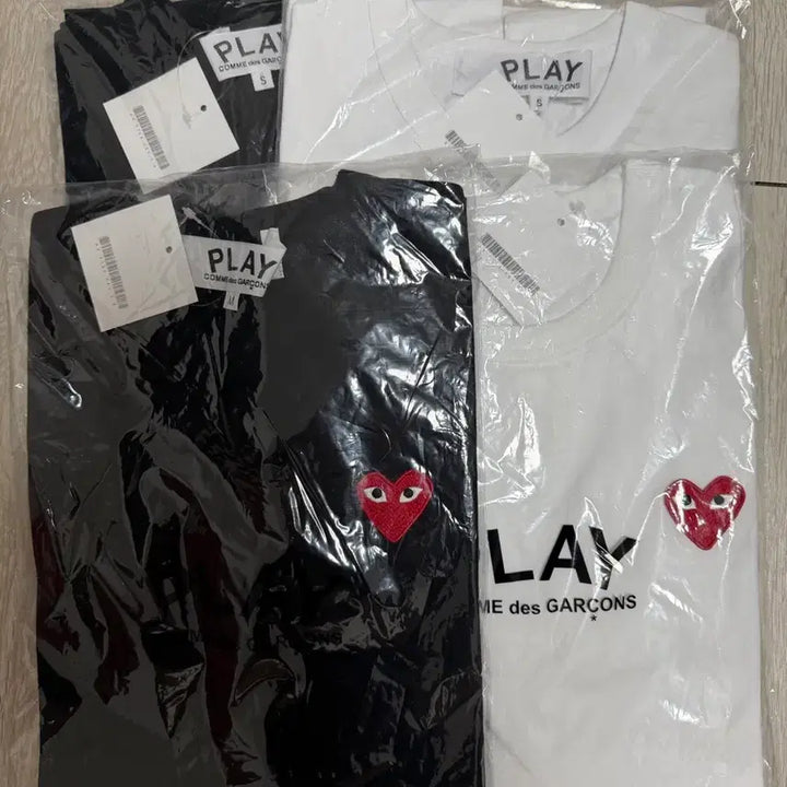 [BUNJANG] Comme des Garcons Red Heart T-shirt / 꼼데가르송 레드하트 반팔티 블랙/화이트 M, S