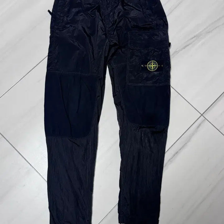 [BUNJANG] Stone Island Nylon Metal Pants Black W31 / 스톤아일랜드 나일론메탈 팬츠 W31