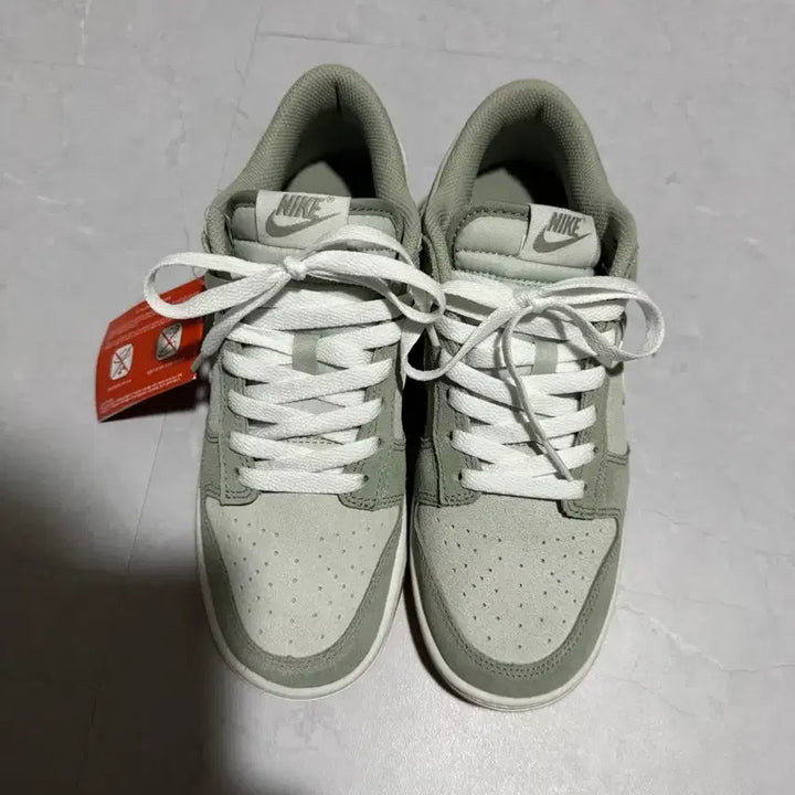 [BUNJANG] Nike Dunk Low Sneakers / 250)나이키 덩크