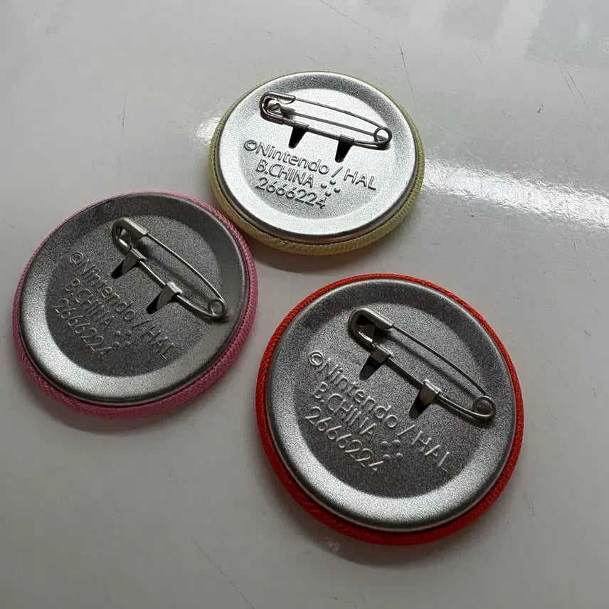 [BUNJANG] Bandai Kirby Embroidered Button Badge / 별의 커비 반다이 자수 캔뱃지
