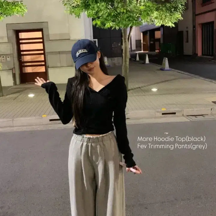 [BUNJANG] Berni Market More Hoodie Top Black / 베르니 마켓 모어 후디 탑 블랙