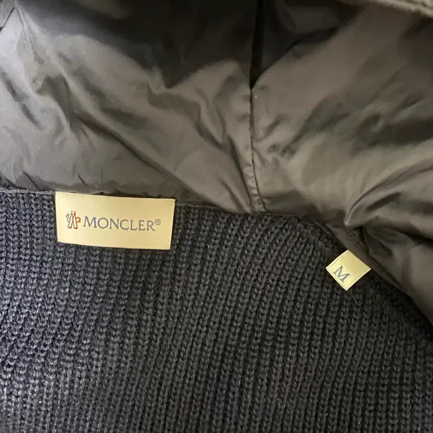 [SOLD OUT] 백화점판 [정품] 몽클레어 후드 니트패딩 가디건 자켓