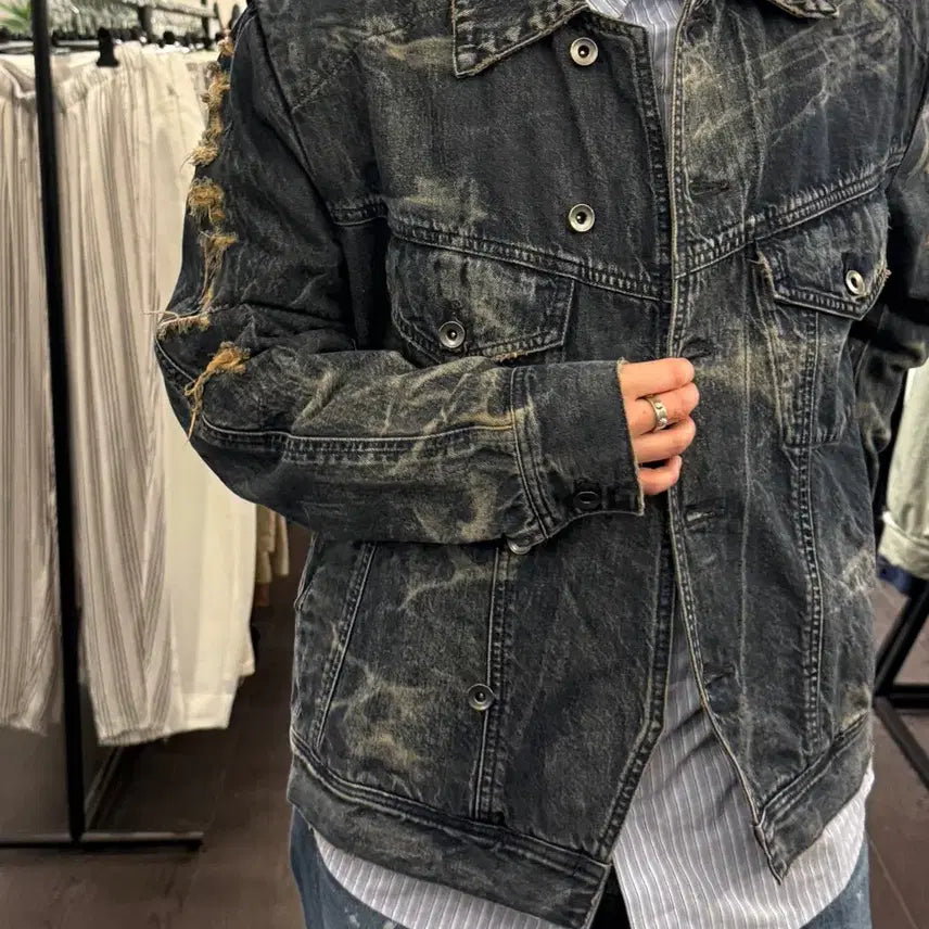 [BUNJANG] Julius Distressed Denim Jacket / Julius(율리우스) 디스트레스드 데님자켓