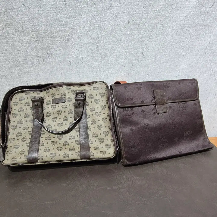 [SOLD OUT] MCM 로고 패턴 서류 가방