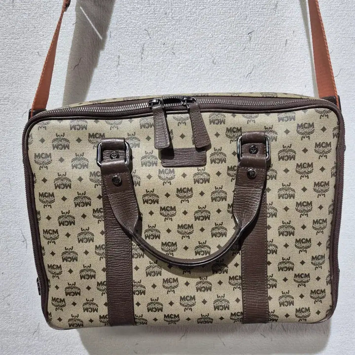 [SOLD OUT] MCM 로고 패턴 서류 가방
