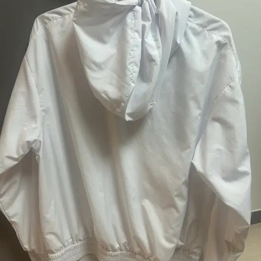 [SOLD OUT] 나이키 여성 바람막이