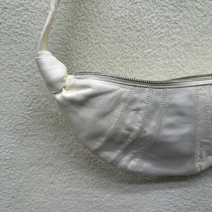 [BUNJANG] Lemaire Croissant Bag Small / 르메르 크루아상 백 스몰