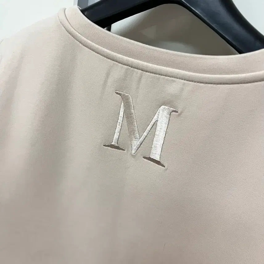 [BUNJANG] 24년 S 막스마라 피안코 스쿠바 티셔츠 반팔티 베이지 maxmara / 24년 S 막스마라 피안코 스쿠바 티셔츠 반팔티 베이지 maxmara