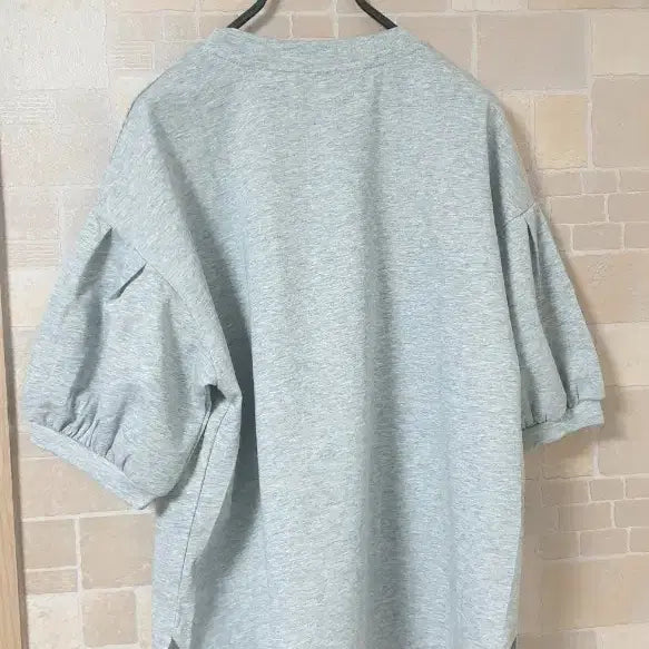 [SOLD OUT] 여성 안나꽃자수티(새옷)