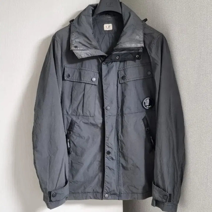 [SOLD OUT] cp컴퍼니 렌즈고글 바람막이