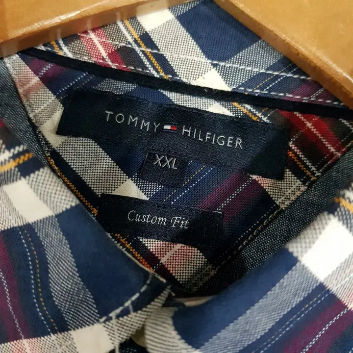 [BUNJANG] Tommy Hilfiger Embroidered Logo Check Pattern Long Sleeve Shirt Men XL / 타미힐피거 자수로고 체크 패턴 긴팔 셔츠 남XL Q179