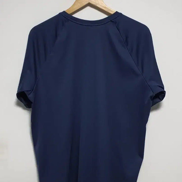 [SOLD OUT] 나이키 드라이핏 기능성 반팔티 100사이즈 네이비