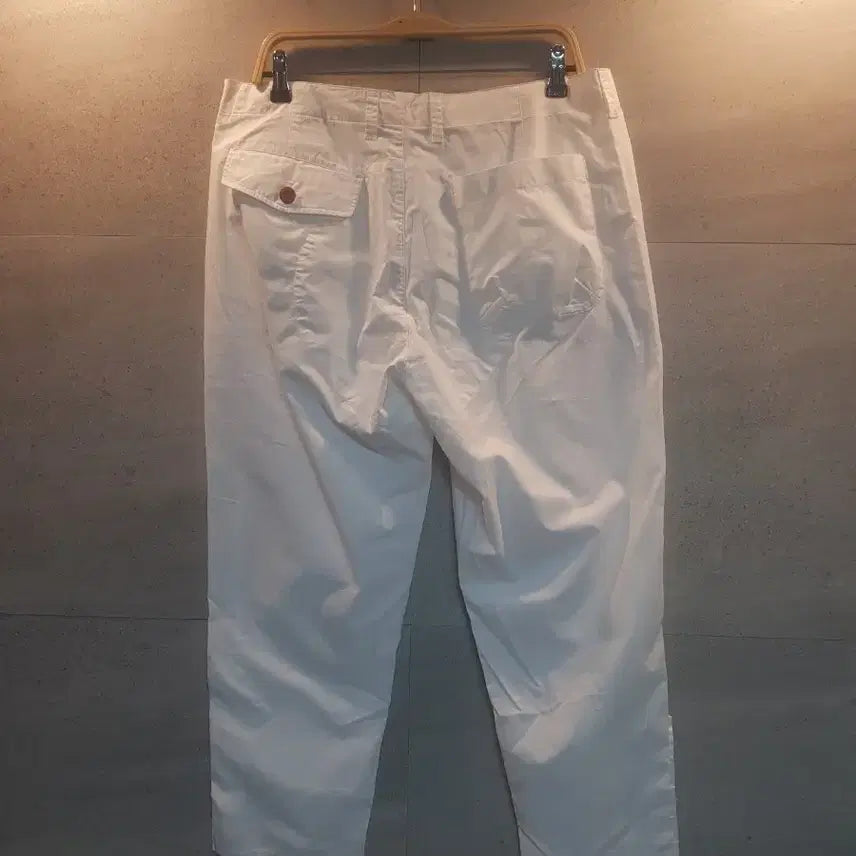[BUNJANG] Jieor White Crop Pants / Jieor. 초럭셔리. 화이트 크롭 팬츠.