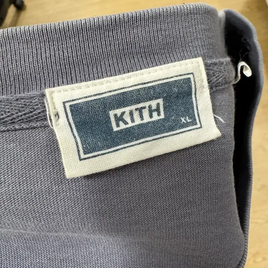 [BUNJANG] Kith Small Logo Washed Short Sleeve T-shirt (XL) / [KITH] 키스 스몰로고 워싱 숏슬리브_그레이 (XL)