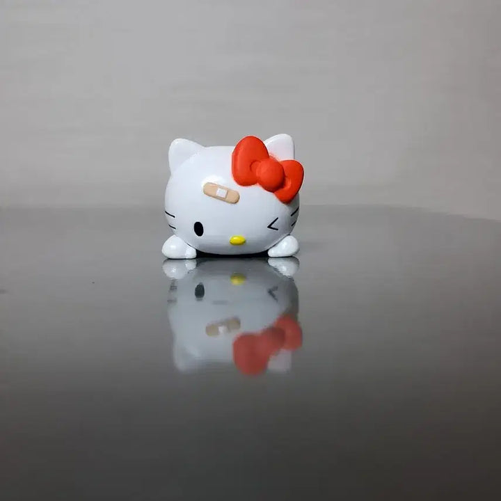 [BUNJANG] Sanrio Hello Kitty Figure / (5월까지 할인)산리오 헬로키티 꽈당 피규어