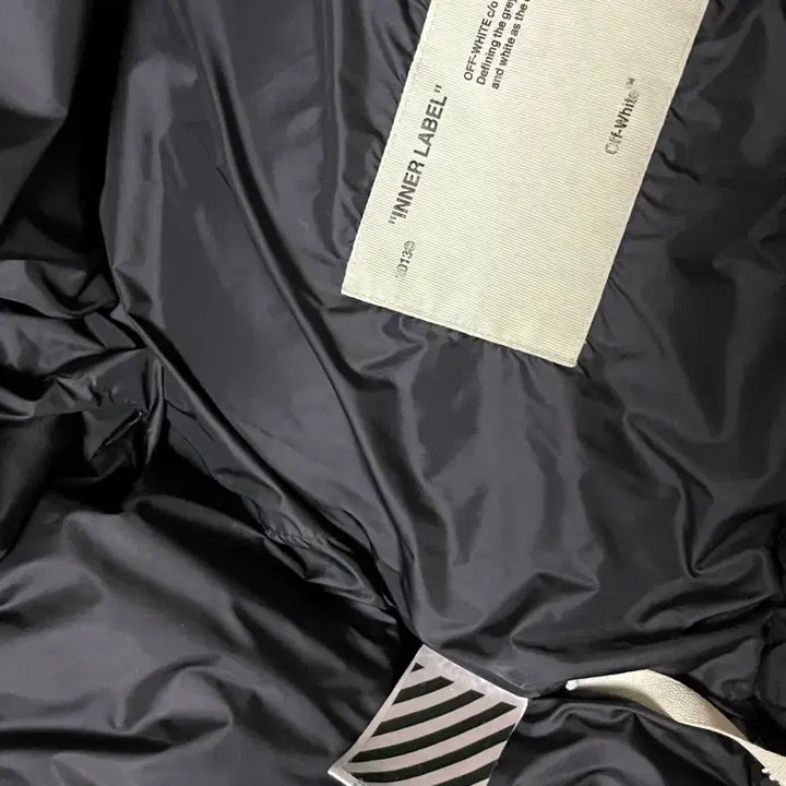 [BUNJANG] Off-White Padded Jacket / 오프화이트 패딩 정품