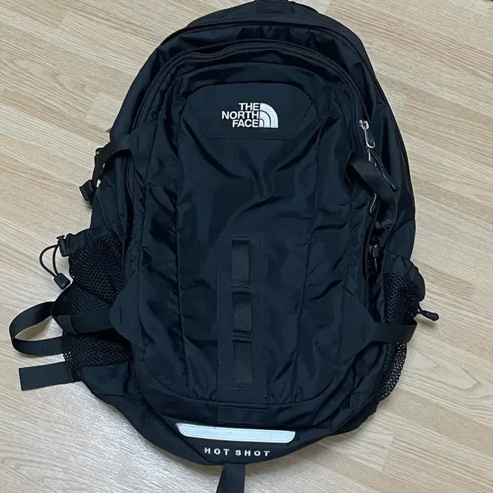 [BUNJANG] The North Face Hot Shot 28L Backpack / 노스페이스 핫샷 28L 백팩