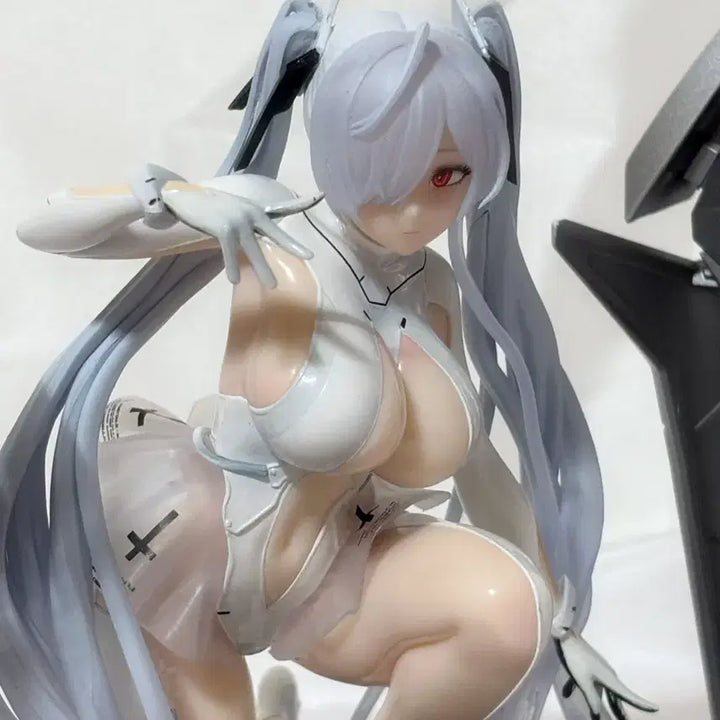 [BUNJANG] Goddess of Victory: Nikke Chapter 6 Cinderella Figure / 승리의 여신 니케 제일복권 챕터6 B상 신데렐라