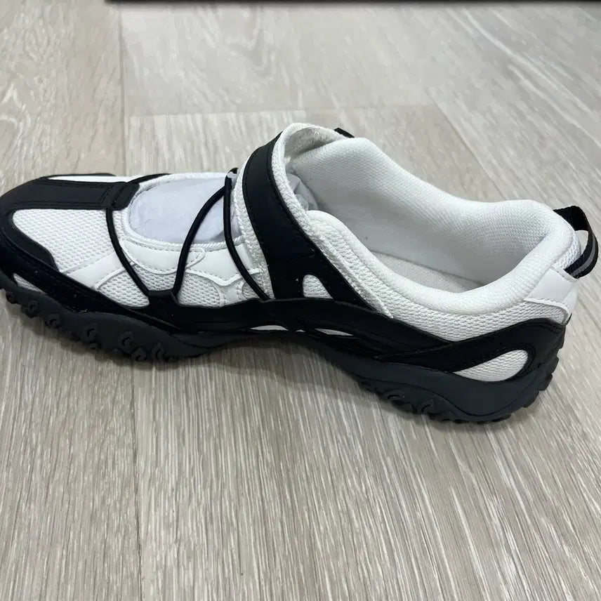 [SOLD OUT] 휠라 에샤페 벨크로 차정원 스니커즈 메리제인 발레코어 250