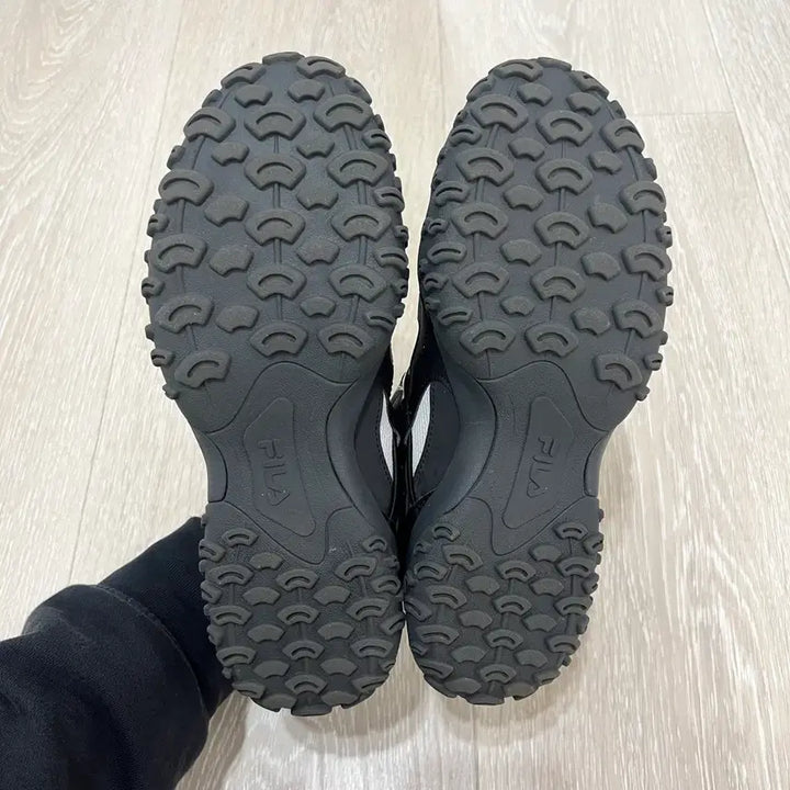 [SOLD OUT] 휠라 에샤페 벨크로 차정원 스니커즈 메리제인 발레코어 250