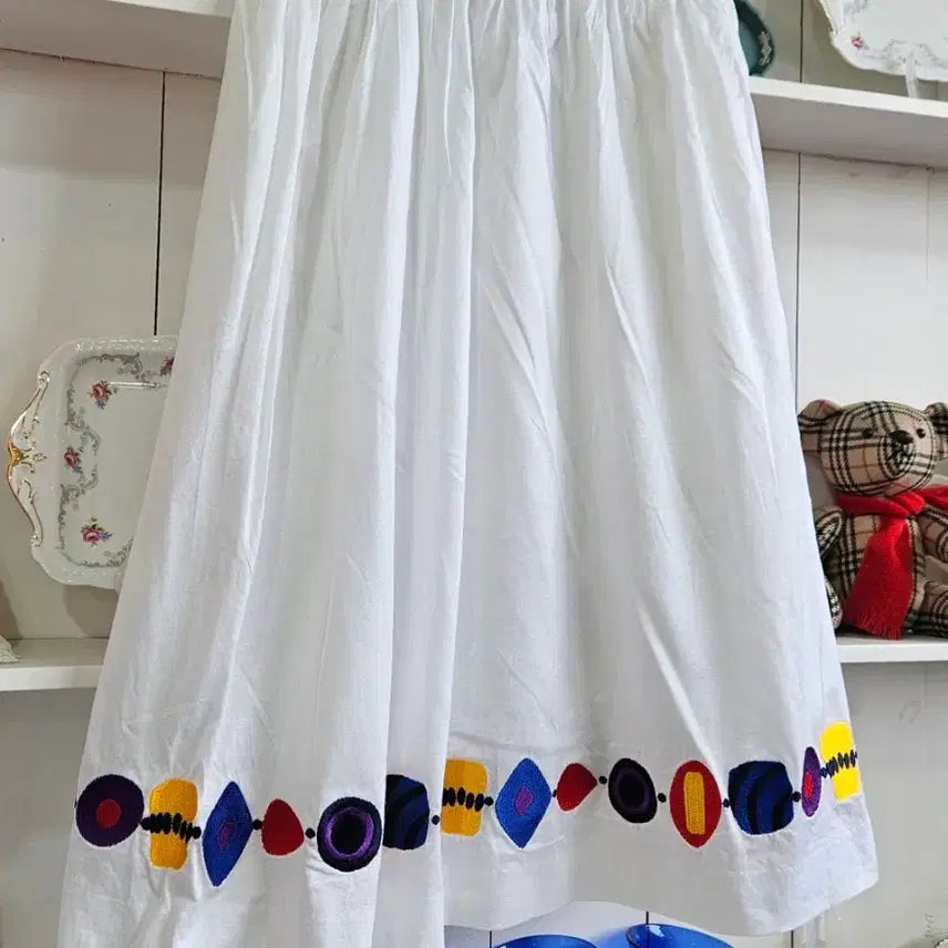 [BUNJANG] Yves Saint Laurent Embroidered Skirt / 입생로랑(YVES SAINT LAURENT) 자수 스커트