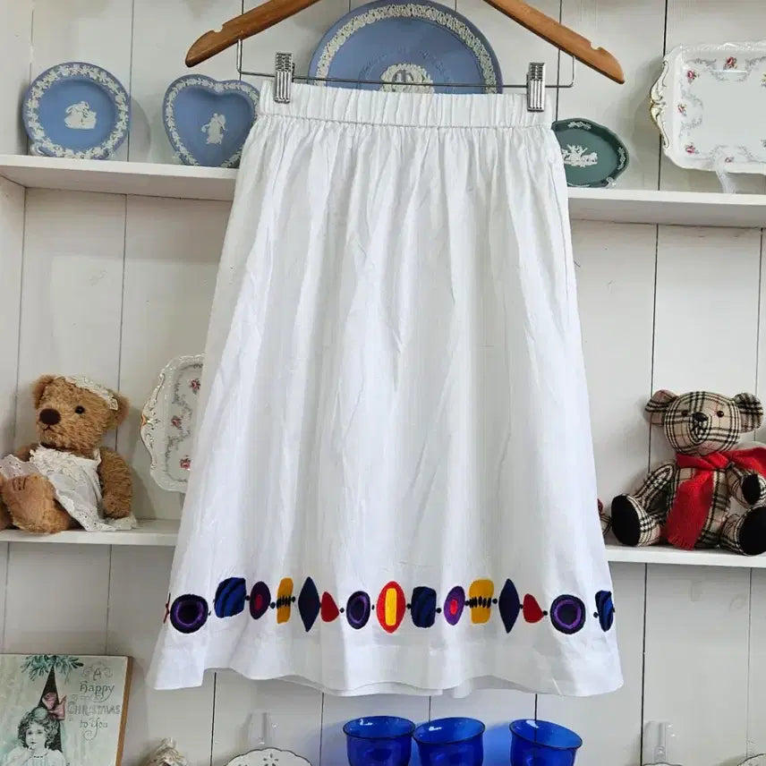 [BUNJANG] Yves Saint Laurent Embroidered Skirt / 입생로랑(YVES SAINT LAURENT) 자수 스커트